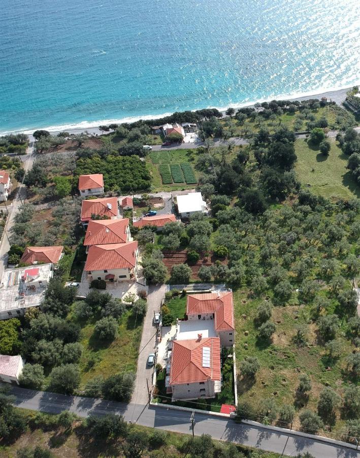 Byzantinon Hotel Leonídion Extérieur photo